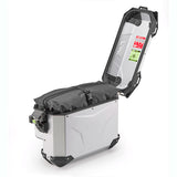 T526_inner-bag_mounted-on_givi_OBKEVS33AR_lr
