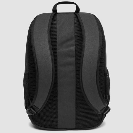 Oakley Enduro 4.0 Backpack - straps