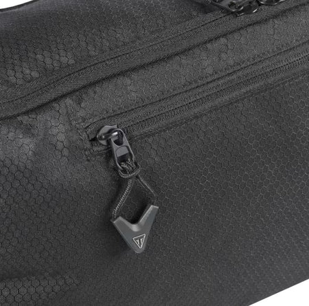 MLUA24008_BACK_DETAIL