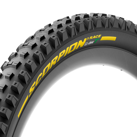 Pirelli_Scorpion DH T_close up