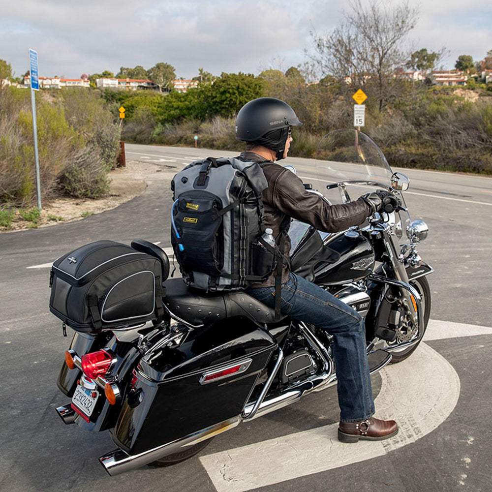 NR-215 - WEEKENDER TAIL RACK BAG 14