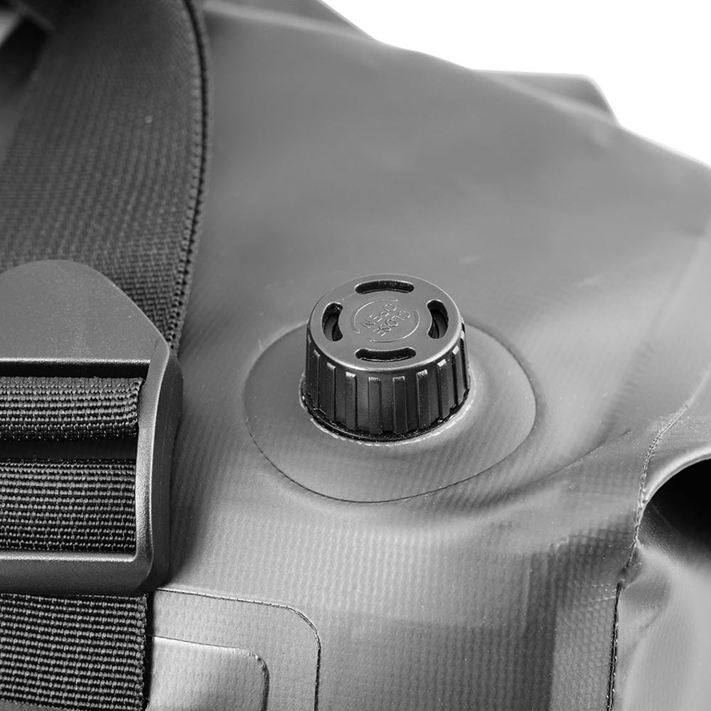 SE-4040 - HURRICANE WATERPROOF 40L DUFFLE BAG 5