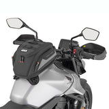 EASY04_tank-bag_mounted-on_givi_honda-cb1000hornet