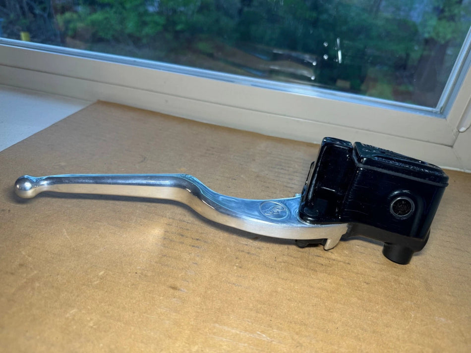 Indian scout Mastercyclinder and lever  # 1912523-658